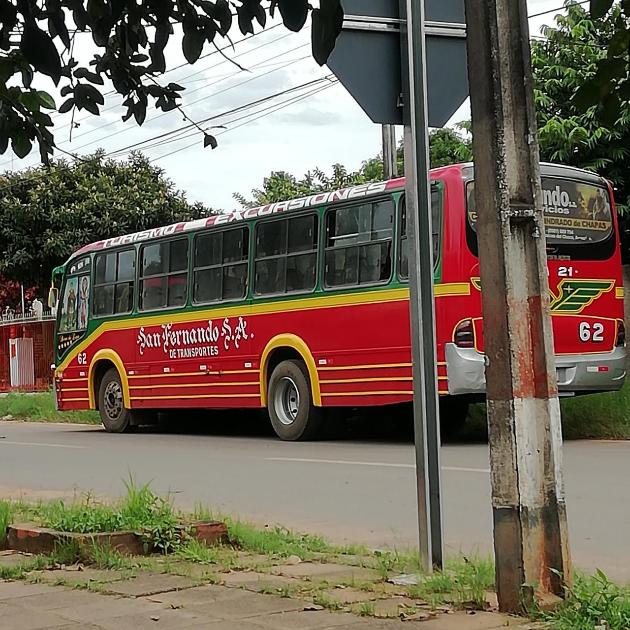 Colectivo de la línea 21. (Foto Facebook Línea 21)