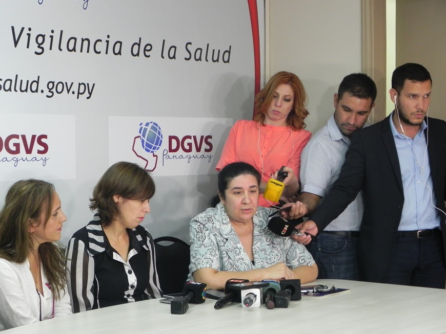 Doctora Sandra Irala, en conferencia de prensa. Foto Archivo.