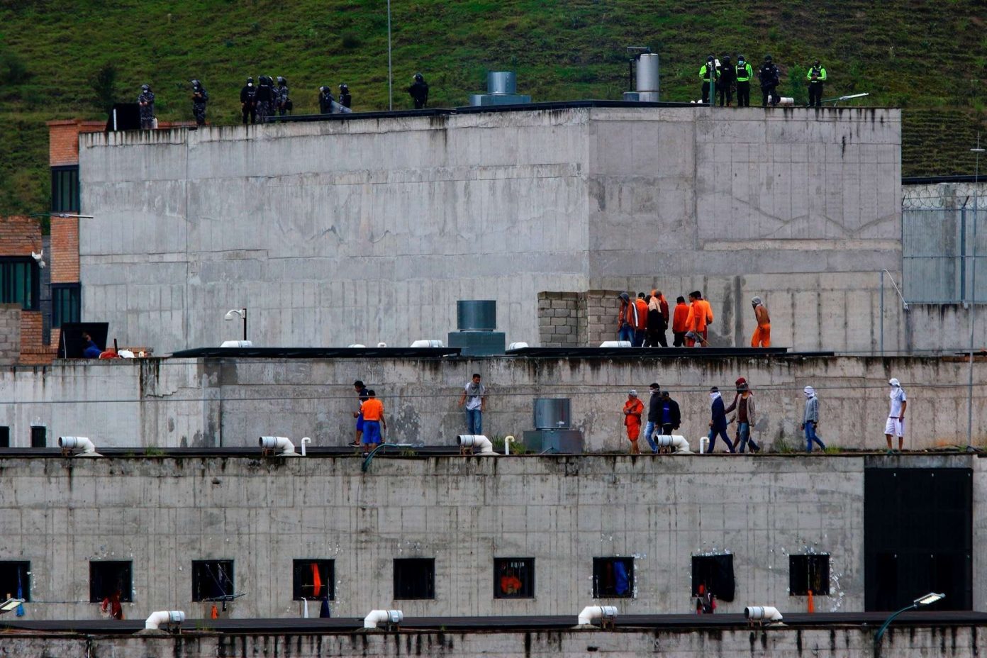 El Gobierno ecuatoriano atribuye las masacres carcelarias a disputas entre bandas de narcotráfico. Foto: La Hora Ecuador.