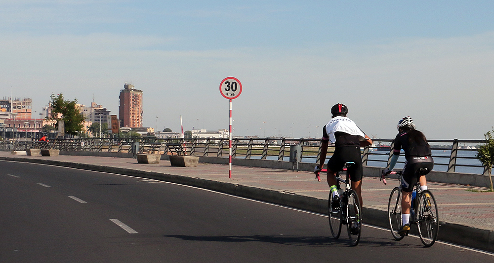 Ciclistas. Imagen de referencia.