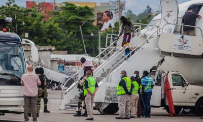 El gobierno de Joe Biden deportó al primer grupo de migrantes haitianos. Foto: Agencias.