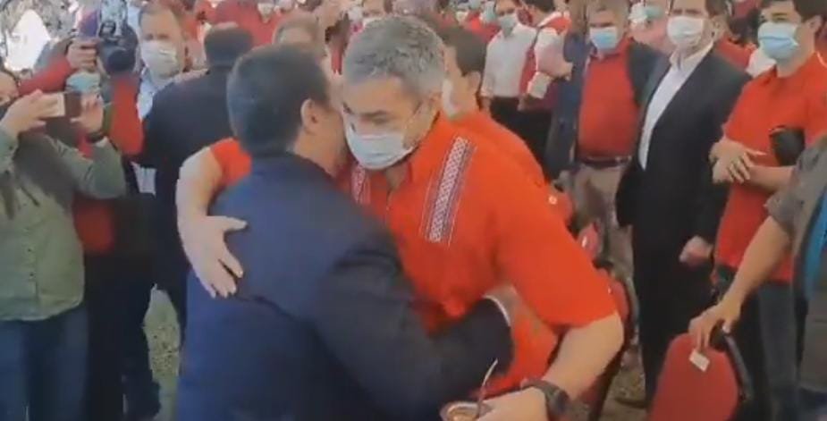 Horacio Cartes y Mario Abdo. (Foto captura video Radio Ñanduti)