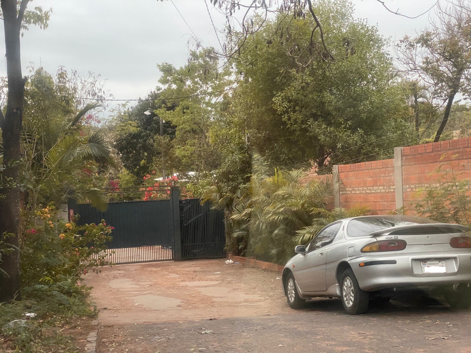 La calle clausurada por el candidato es Ytororó, en el barrio San Carlos de Ñemby. Foto: Gentileza..