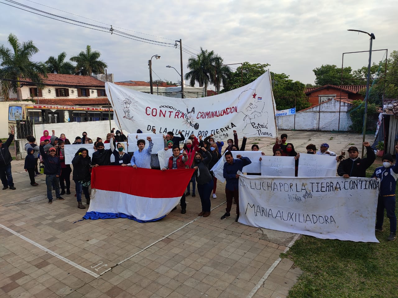 Ciudadanos en la Seccional Colorada Nº30