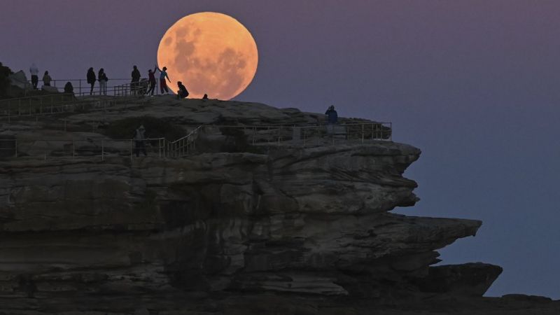 Generaciones han observado la Luna para predecir el tiempo. Foto: Getty.