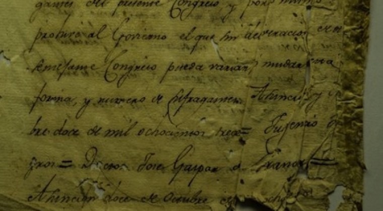 Documento original de Proclamación de la República que obra en Biblioteca del Archivo Nacional. Cortesía