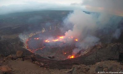 "Las fuentes de lava alcanzaron la altura de un edificio de cinco pisos", indicó el Instituto Geofísico de Estados Unidos (USGS) en Twitter, acompañando la información con un vídeo. Foto: Picture Aliance.