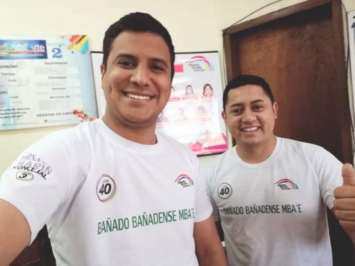 Luis Narvaja (derecha) y el candidato a concejal Héctor Marín. (Foto Facebook).