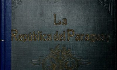 Álbum Gráfico de la República del Paraguay. 100 años de vida independiente 1811-1911 (detalle de portada).