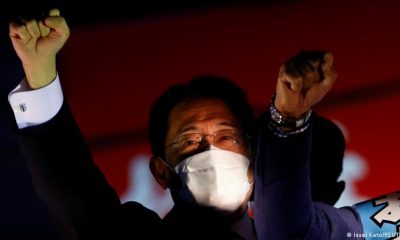 El primer ministro japonés, Fumio Kishida, fotografiado ayer en su último acto de campaña. Foto: DW.