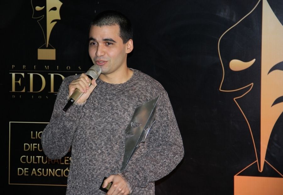 Gerardo Báez obtuvo el premio Revelación.