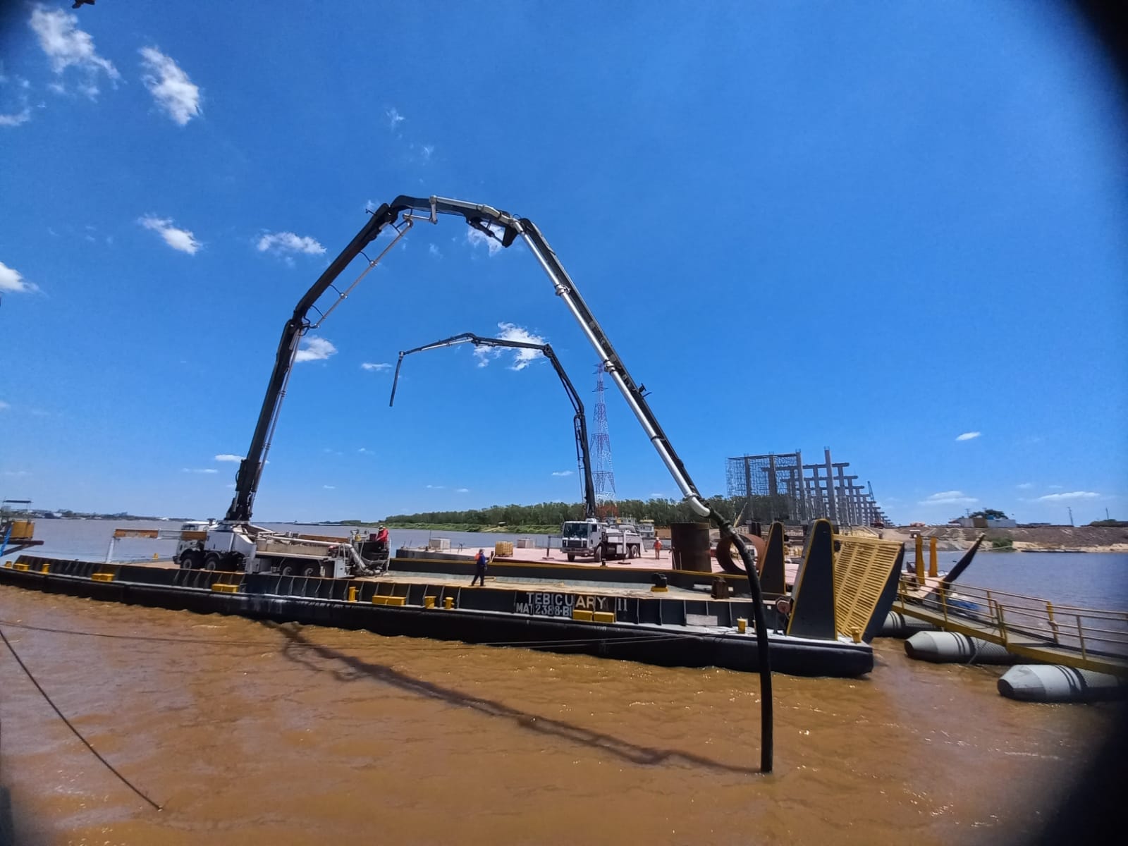 Obra del puente Héroes del Chaco. Foto: MOPC.