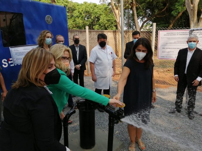 Durante la sistema de abastecimiento de agua potable en el Instituto de Medicina Tropical. Foto MSP