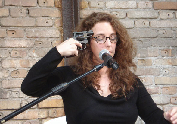 Tania Bruguera, Autosabotaje. Performance, Bienal de Venecia, 2009