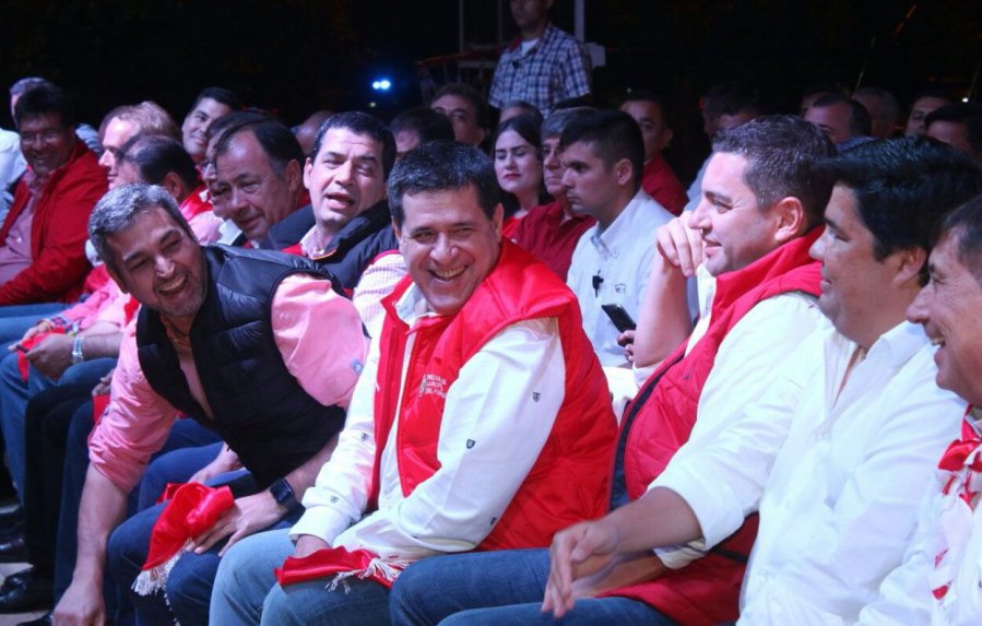 Mario Abdo junto a Horacio Cartes y Pedro Alliana. Foto: Gentileza