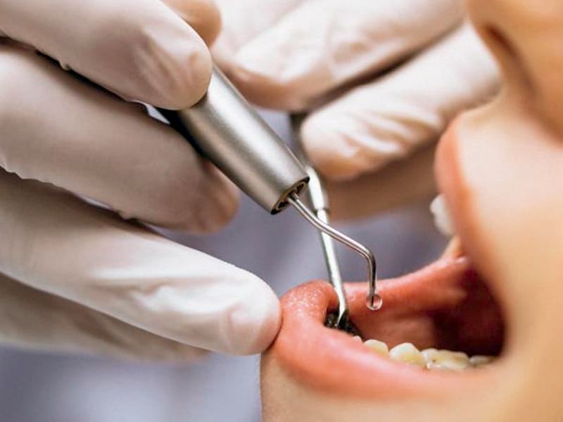 El cuidado bucal es muy importante también para no agravar enfermedades cardiovasculares. (Foto Clínica Dental Gingiva)