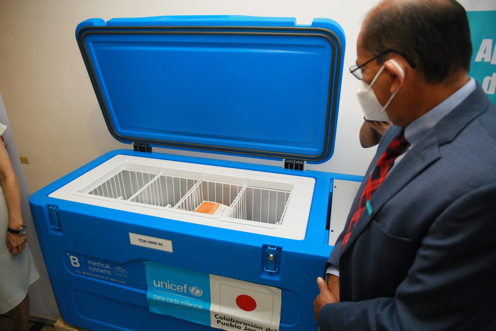 Esta entrega de equipos para el fortalecimiento de la cadena de frío del PAI hace parte de un total de 147 refrigeradores cuyo valor asciende a casi 700.000 dólares. Foto: Unicef.