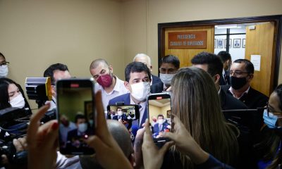 Hugo Velázquez, en su llegada al Congreso esta mañana. (Foto Twitter Hugo Velázquez)