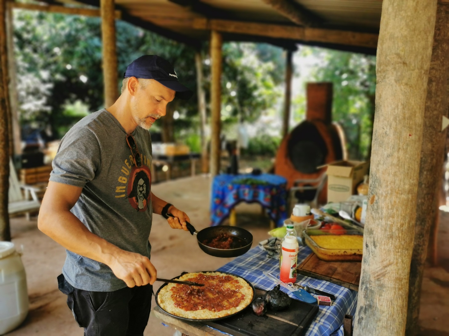 El chef Peta Rüger cocinará en vivo desde una chacra ubicada en Areguá, perteneciente a la Asociación de Productores Orgánicos (APRO). Foto: Gentileza.