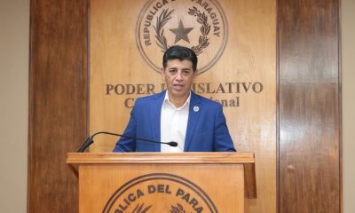 Victor Ríos durante la conferencia de prensa. (Foto Gentileza).
