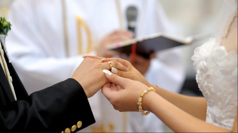 Cuesta más casarse por iglesia en pandemia. (Foto Ilustrativa).