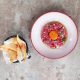 Tartar de Lomito con Pirecas de Mandioca.