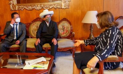 El mandatario peruano prestó declaración en el Palacio de Gobierno durante unas cuatro horas ante un grupo de procuradores. Foto: Agencia Andina.