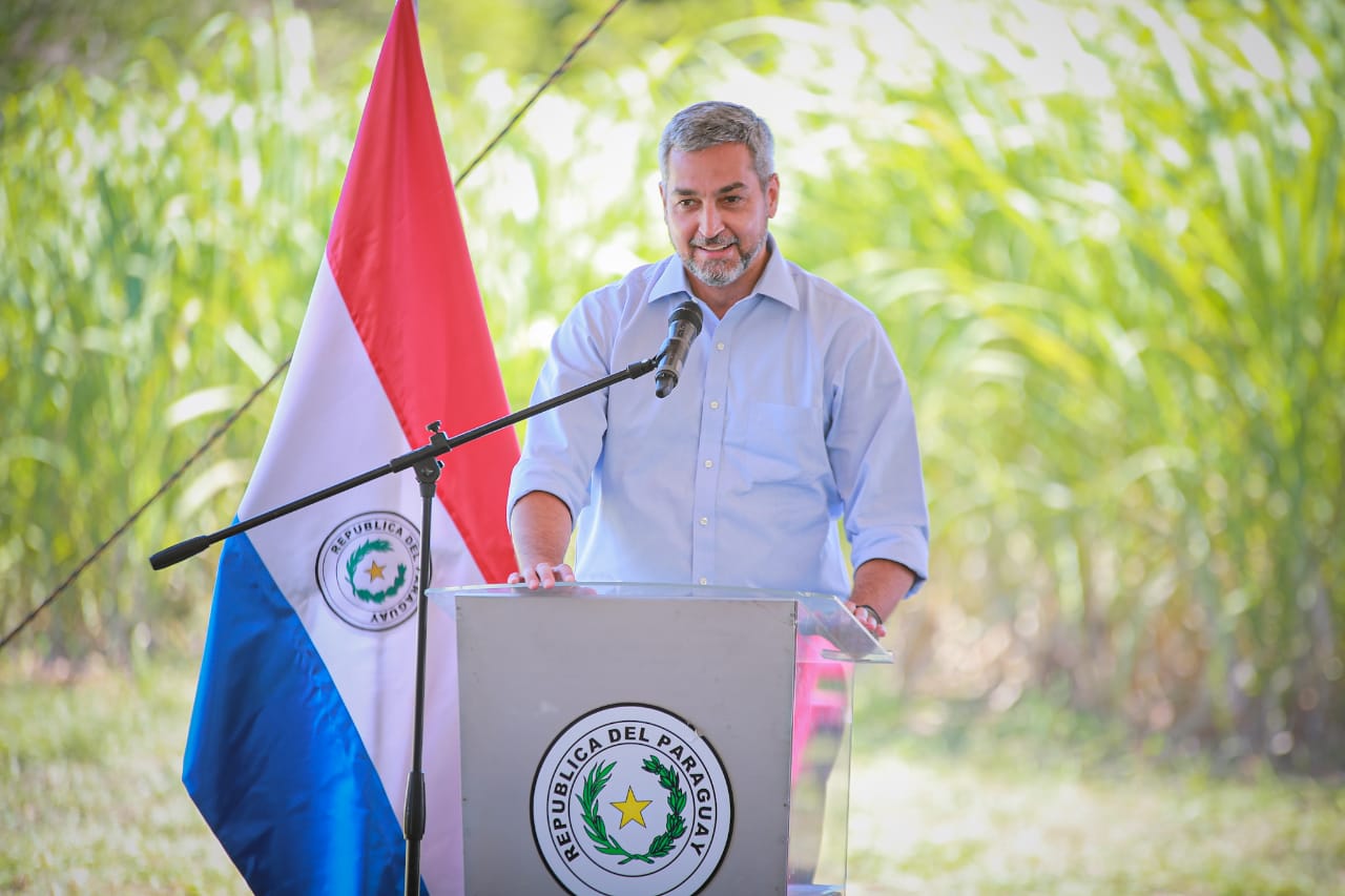 Mario Abdo Benítez durante su visita a Guirá. (Foto Presidencia)