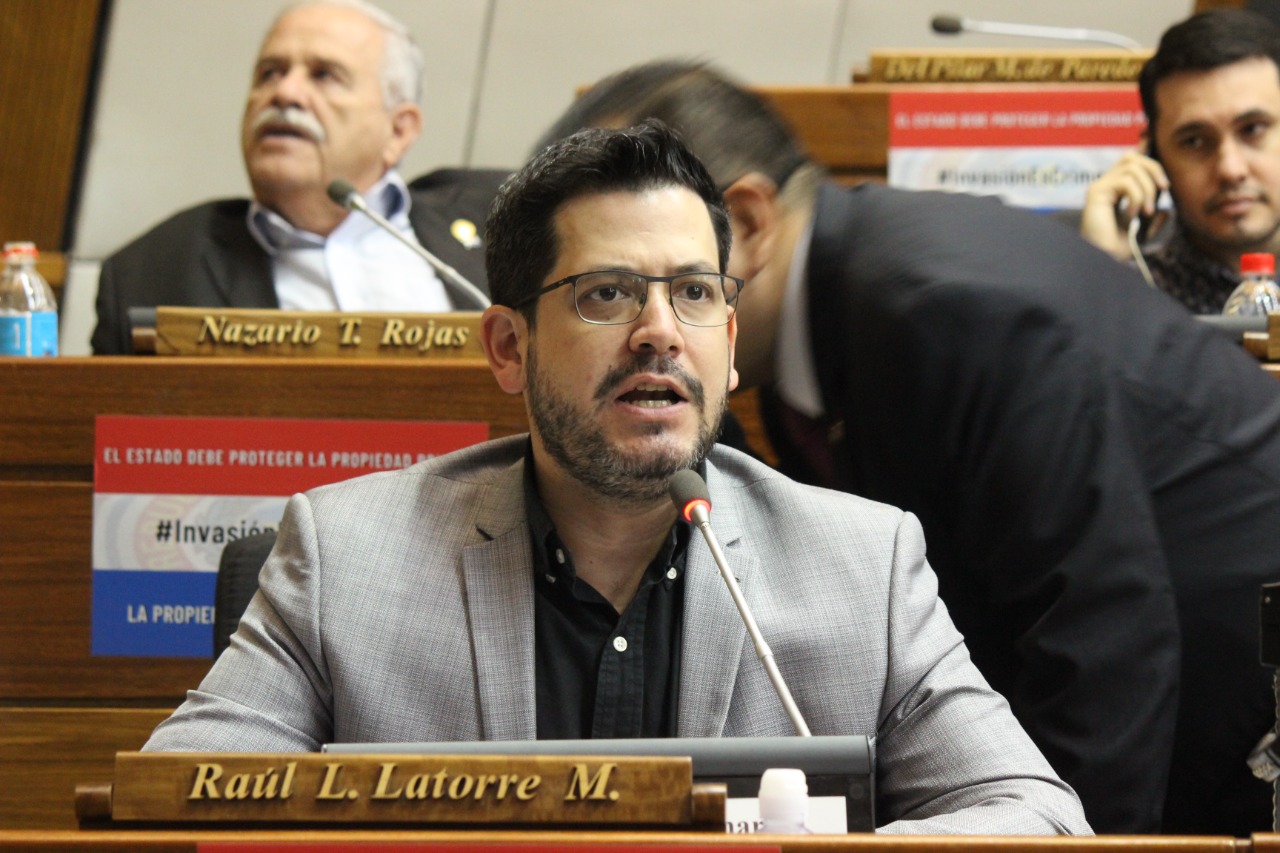 Diputado Raúl Latorre. (Foto: Diputados).