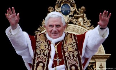 El papa emérito Benedicto XVI ha sido fuertemente incriminado en un nuevo informe sobre abuso sexual en la archidiócesis de Múnich y Freising. Foto: Getty Images.