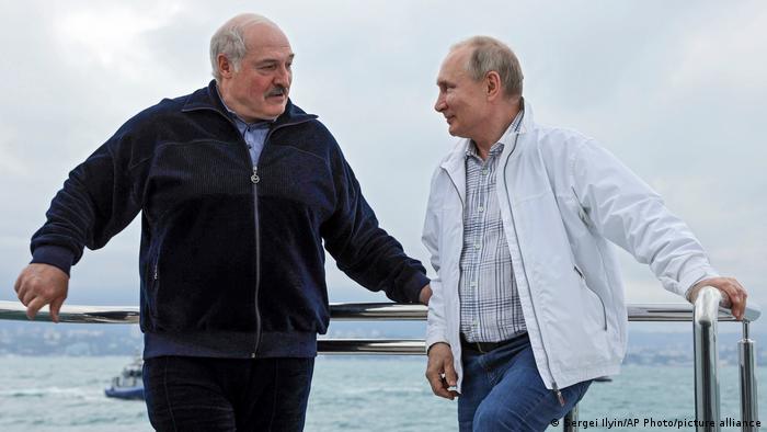 Alexander Lukashenko dijo que las maniobras conjuntas con Rusia, que se llevarán a cabo en febrero, servirán para "desarrollar un plan preciso en caso de enfrentamiento con fuerzas procedentes de Occidente". Foto: Picture Aliance.