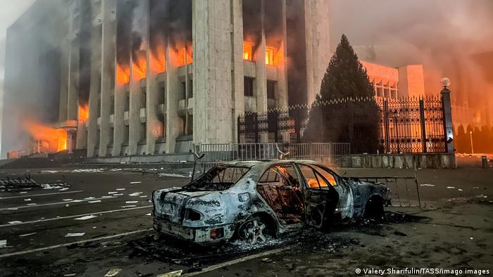 Los enfrentamientos que sacuden el país desde hace varios días dejan al menos 13 muertos y más de 350 heridos. Foto: Imago Images.