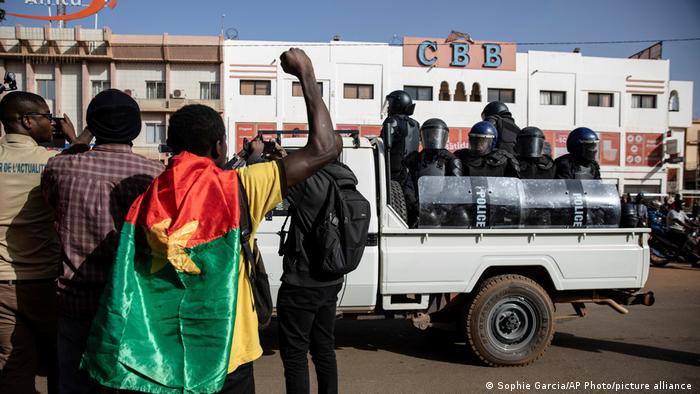Protestas en Uagadugú, Burkina Faso. Foto: Picture Aliance.