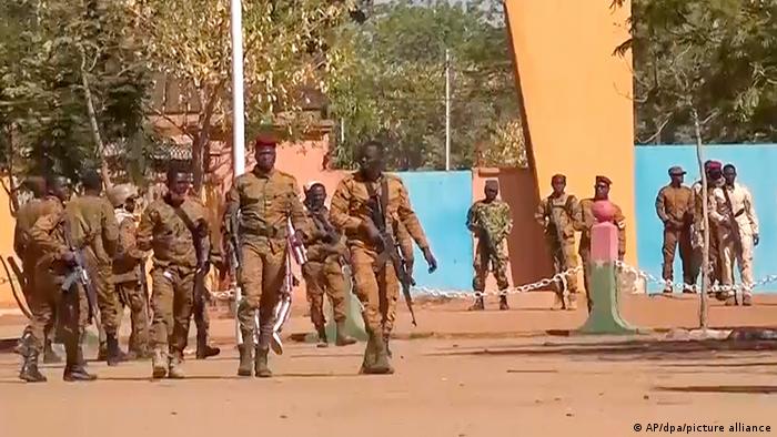 La Unión Europea condenó este miércoles el golpe de Estado en Burkina Faso, que ha provocado “el derrocamiento de un presidente electo”, Roch Kaboré, y pidió la vuelta “inmediata” al orden constitucional. Foto: Picture Aliance.