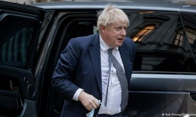 “Lo entiendo y lo arreglaré” dijo el primer ministro británico, en respuesta a un informe que señala "fallos de liderazgo y juicio" en el Gobierno por “partygate” en tiempos de estricto confinamiento por COVID-19. Foto: Getty.