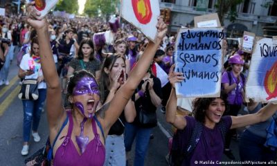 Con las consignas "No es no" y "Que arda", colectivos feministas convocaron a manifestarse en diversos puntos del país. Foto: Picture Aliance.