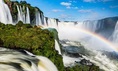 Visitar las célebres Cataratas de Iguaçu -del lado brasileño y del argentino- es una experiencia inolvidable, que hasta 2019 realizaban cerca de dos millones de personas cada año. Foto: Gentileza.