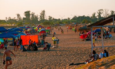 Las playas de Carmen del Paraná son muy visitadas. (Foto Municipalidad Carmen del Paraná)