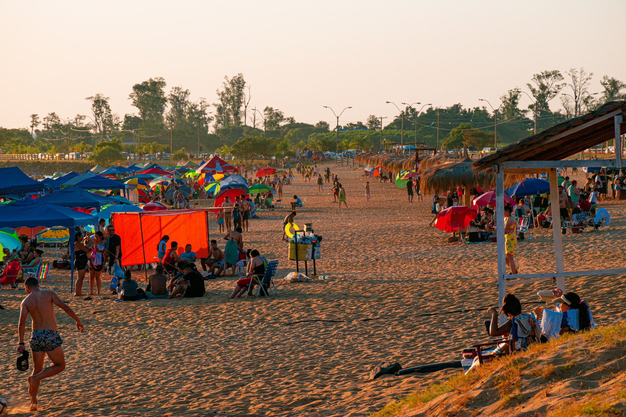 Las playas de Carmen del Paraná son muy visitadas. (Foto Municipalidad Carmen del Paraná)