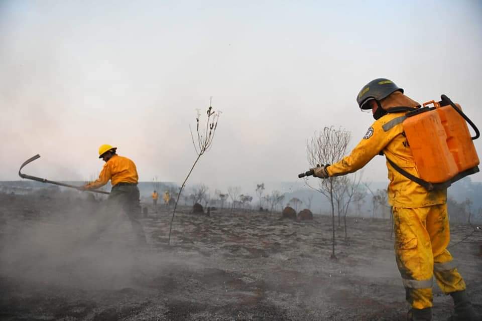 Bomberos voluntarios. Foto: Itaipú