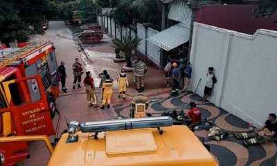 Los bomberos realizaron un arduo trabajo para realizar el rescate. (Foto: Bomberos Voluntarios de CDE)