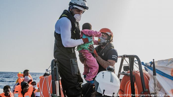 En lo que va de año, 3.155 migrantes han desembarcado en Italia, casi 1.000 más que los 2.233 llegados en el mismo periodo del año anterior, según el Ministerio del Interior italiano. Foto: Picture Aliance.