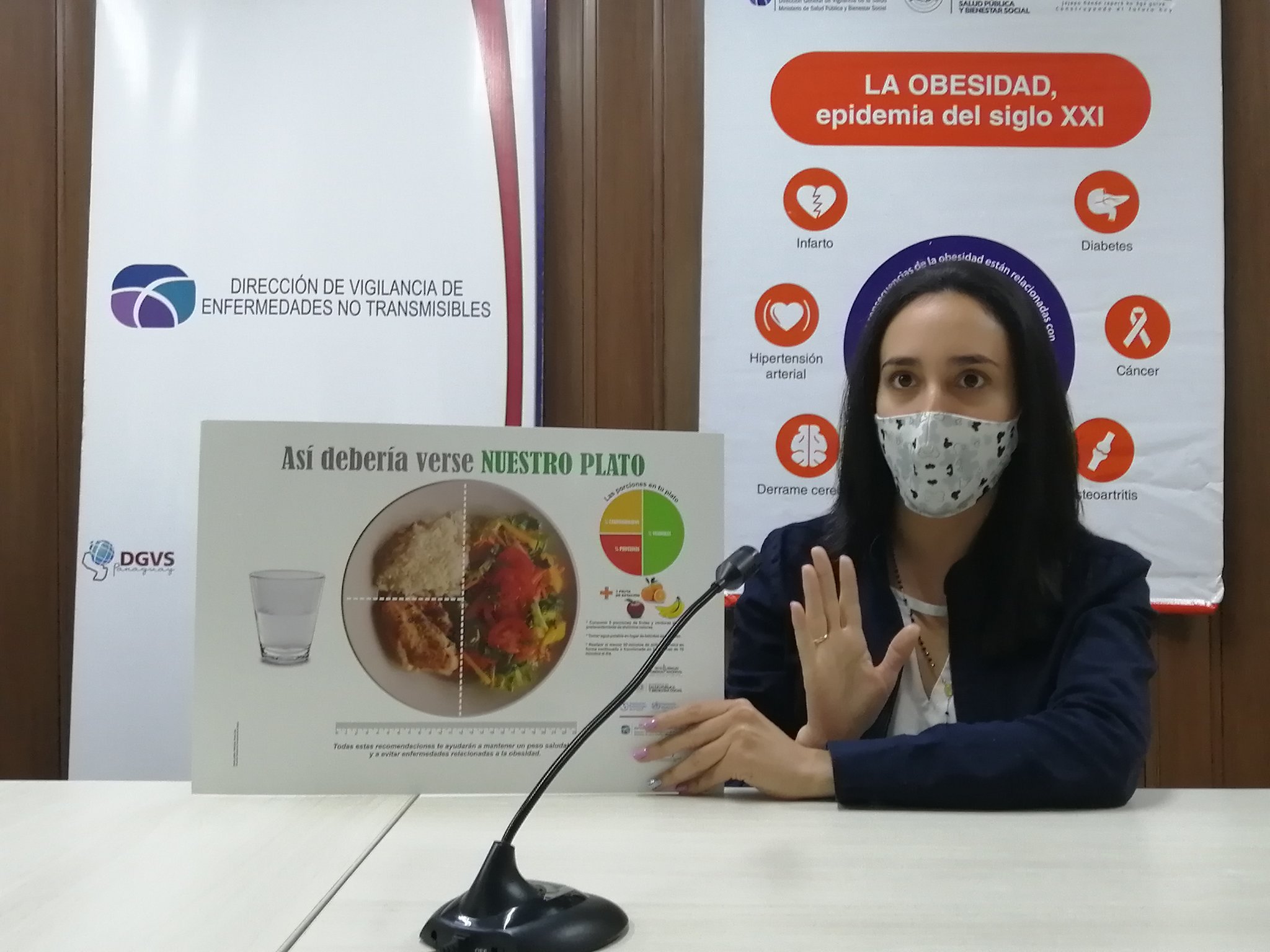 Lic. Bethania Machuca, nutricionista de la Dirección de Vigilancia de Enfermedades Transmisibles. (Foto Vigilancia de la Salud)