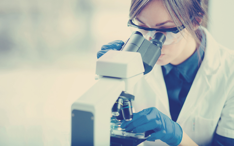 el 11 de febrero se conmemora el Día Internacional de la Mujer y la Niña en la Ciencia. (Foto Revista Compensar)