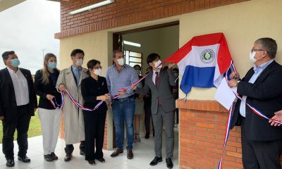 Con una inversión total de G. 1.405 millones, cada centro comunitario cuenta con un salón auditorio climatizado para recibir a 50 personas cómodamente sentadas y todas las herramientas necesarias para realizar proyecciones audiovisuales. Foto: Gentileza.