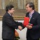 La entrega de la distinción estuvo a cargo del Canciller paraguayo, Euclides Acevedo, en una ceremonia en la sala de audiencias del Ministro de Relaciones Exteriores. Foto: Gentileza IICA.