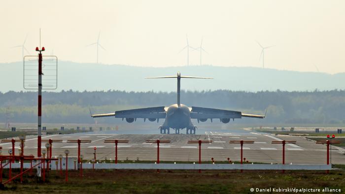 La Organización del Tratado del Atlántico Norte se niega a enviar aviones o tropas a territorio ucraniano porque esto podría implicar una "guerra total en Europa", rechazando así la petición del gobierno ucraniano. Foto: Picture Aliance.