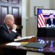 Los presidentes Joe Biden y Xi Jinping, durante su conversación telemática en noviembre pasado. Foto: El País.