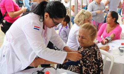 Mujeres acceden a los servicios de salud. Fotos: Ministerio de la Mujer