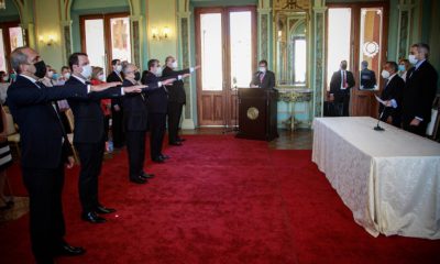 Momento del juramento de los nuevos embajadores que representarán a Paraguay. (Foto Presidencia)